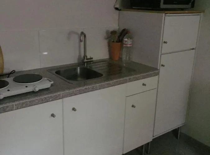 招待所 Schoenenborn 3*